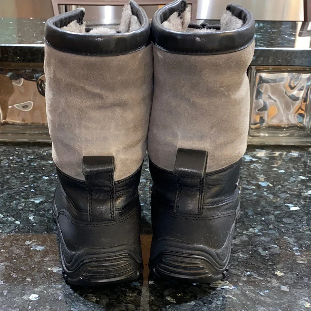 UGG Adirondack II Lace Up Snow Boots Size 8 - Picture 9 of 16